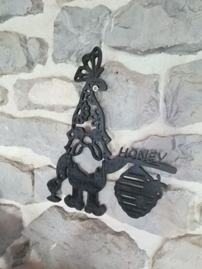 Gnome "Honey", peint en noir.